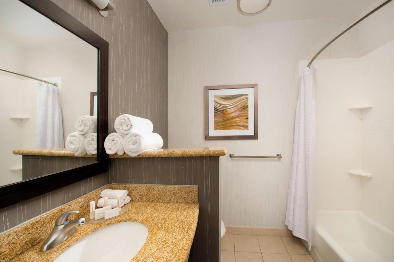 Courtyard By Marriott Wichita Falls Εξωτερικό φωτογραφία