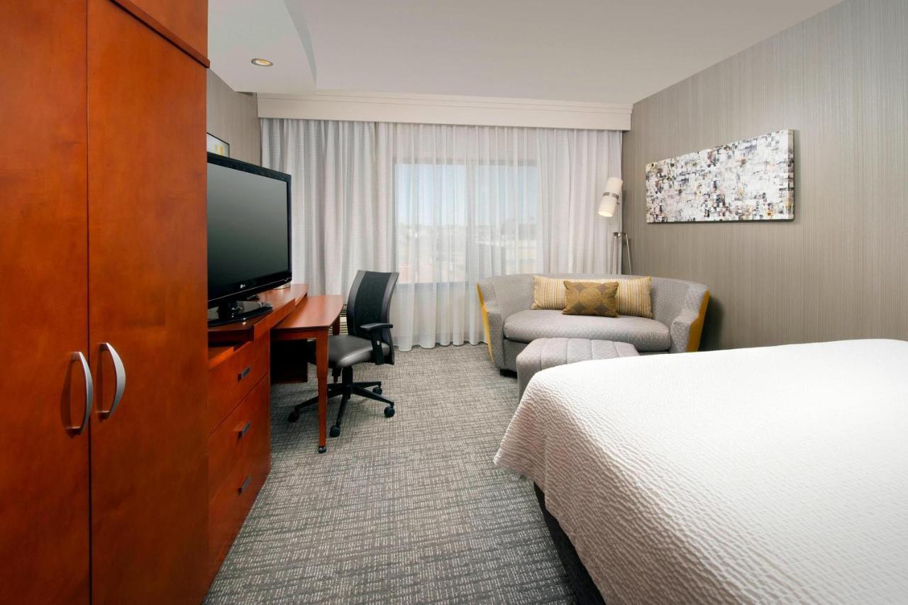 Courtyard By Marriott Wichita Falls Εξωτερικό φωτογραφία