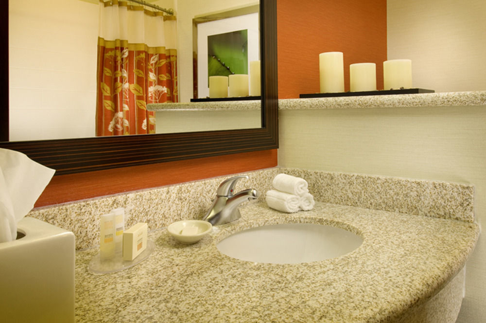 Courtyard By Marriott Wichita Falls Εξωτερικό φωτογραφία