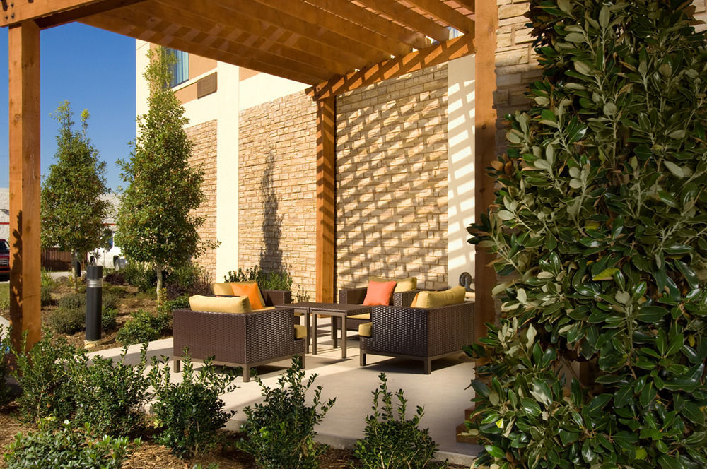 Courtyard By Marriott Wichita Falls Εξωτερικό φωτογραφία